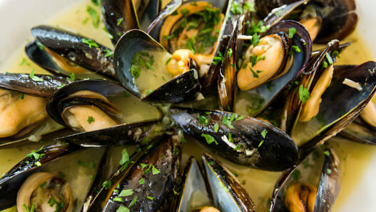 Mussels In Lemon Garlic Butter Sauce Recipe