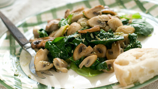 Sauteed Mushrooms with Spinach Recipe