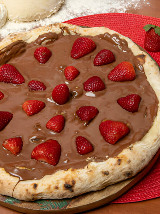 Strawberry Nutella Pizza Recipe