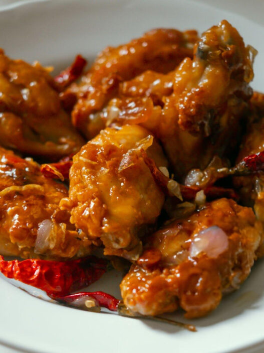 Crispy Chicken Wings with Spicy Tamarind Sauce Recipe