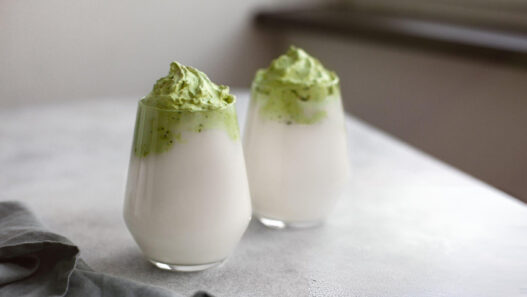 Dalgona Matcha Latte Recipe
