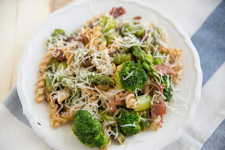 Smoked Sockeye Salmon Pasta Salad Recipe